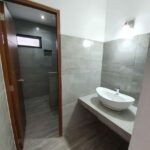 8.- Casa Palmas - Bathroom